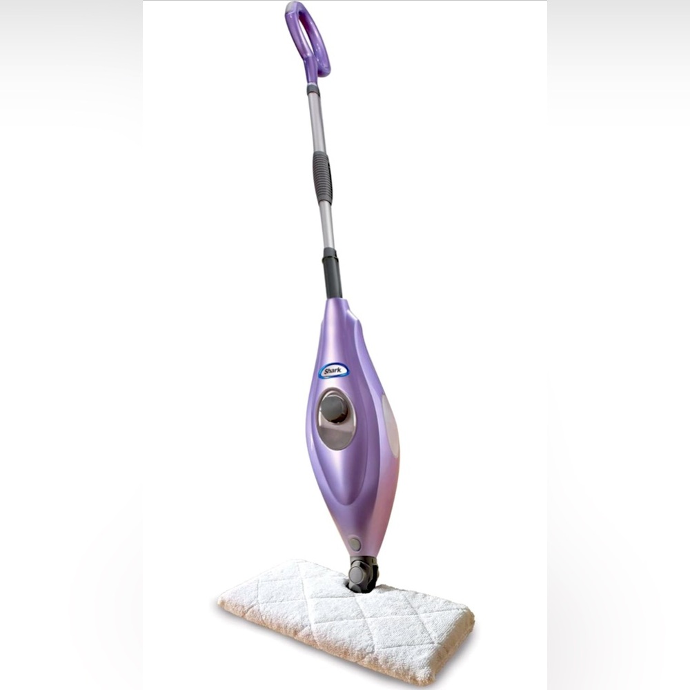 Shark floor steamer